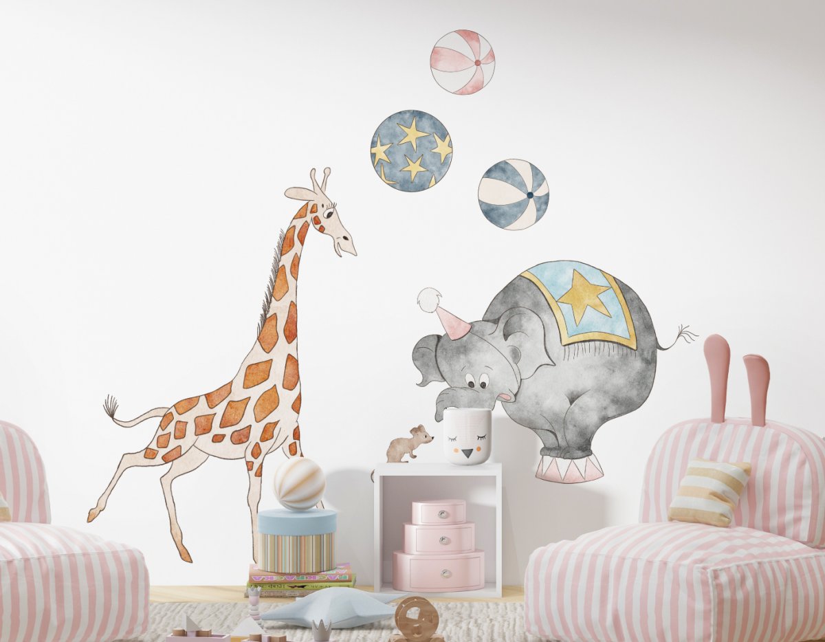 Elephant, Giraffe and Mouse Circus Wall Decals